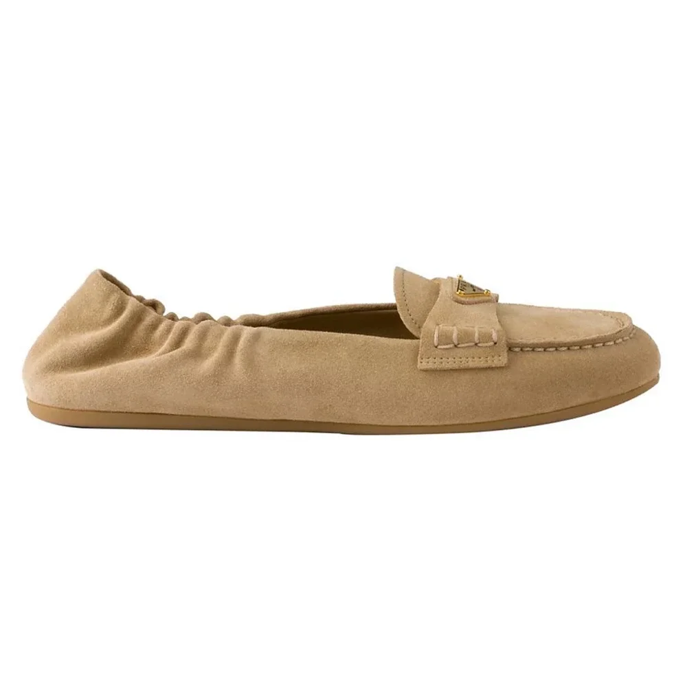 Prada Ecru Beige Suede Logo Scrunch Loafer Ballerina Ballet Moccasin Flat 38 - Picture 3 of 16